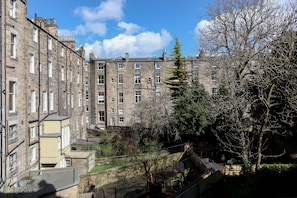 Perusyhteismajoitus, sekamajoitus, jaettu kylpyhuone (18 beds - Room 2) | Näkymä huoneesta