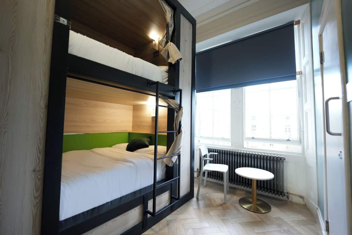 Japanese-style Shared Dormitory, Mixed Dorm, Ensuite