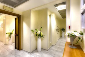 Hallway - Hotel Marcantonio Rome (Rome)