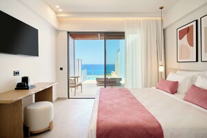 Bungalow, piscina privada, vistas al mar (Panoramic 2 adults) | Decoración individual, mobiliario individual, escritorio