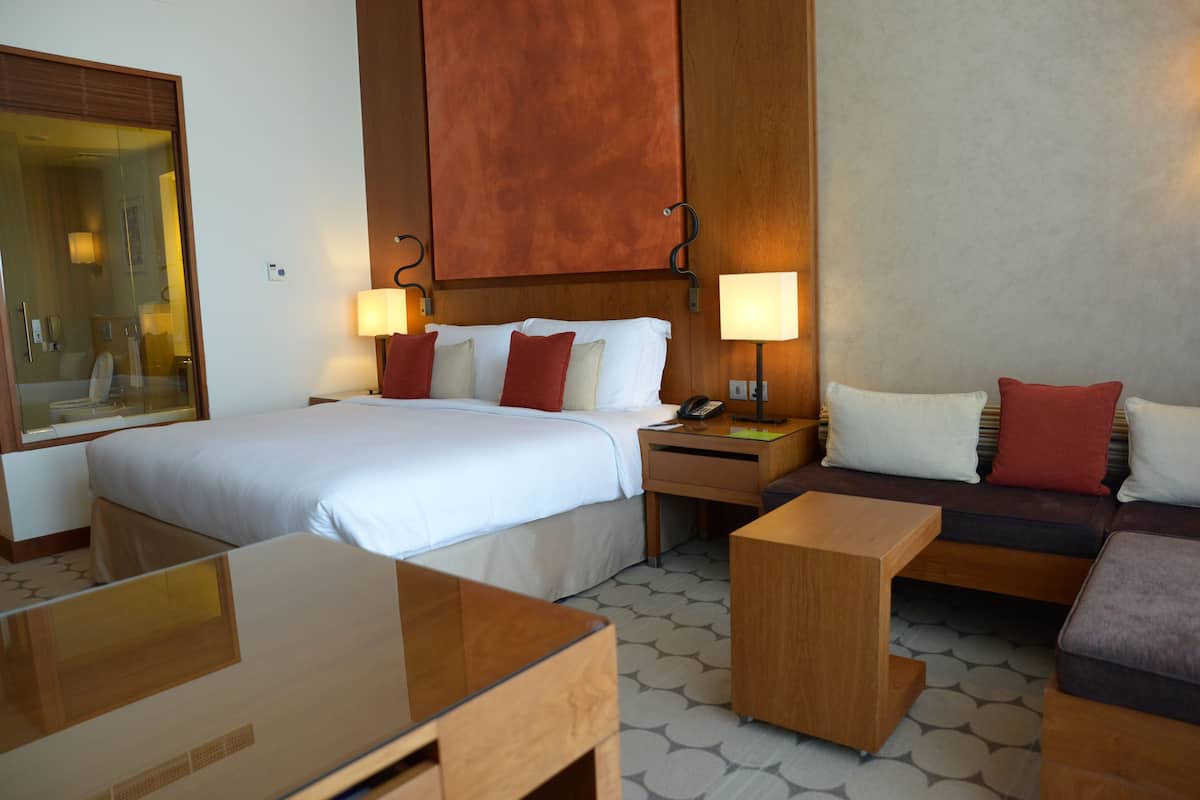 1 bedroom, down duvets, in-room safe, blackout curtains