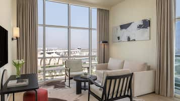 Televisión LCD de 32 pulgadas con canales por satélite, una televisión