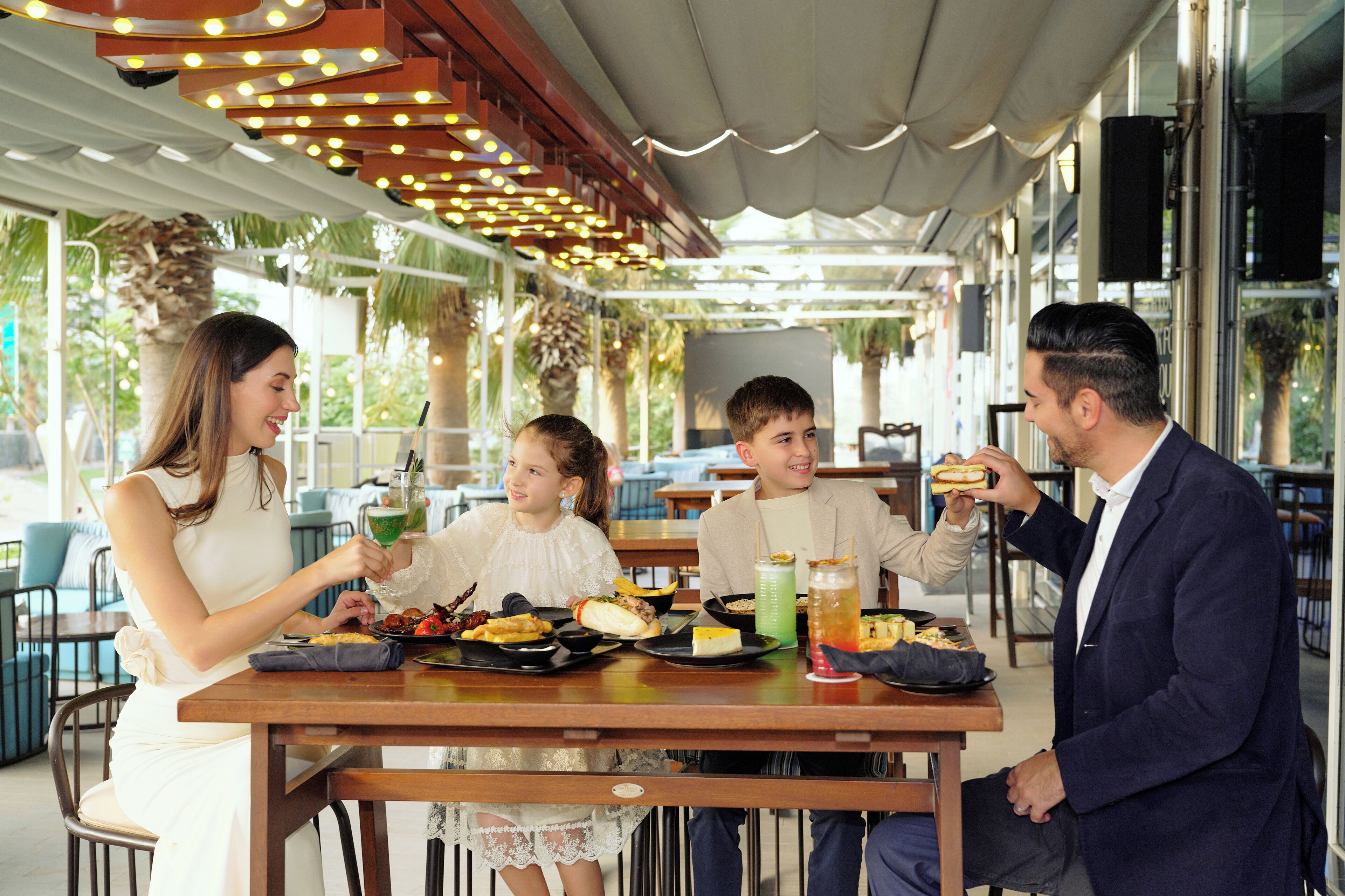 Foto - Yas Plaza Marina by IHG