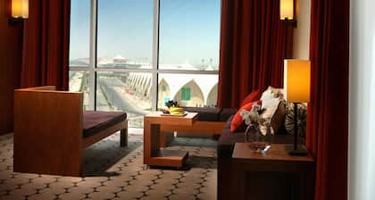Yas Plaza Marina