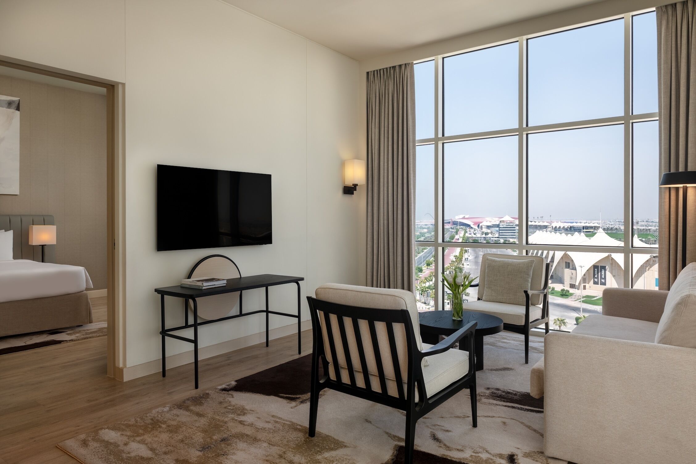 Down duvets, in-room safe, blackout curtains, soundproofing