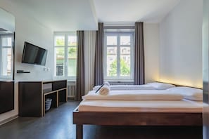 Standard Twin Room | Room amenity
