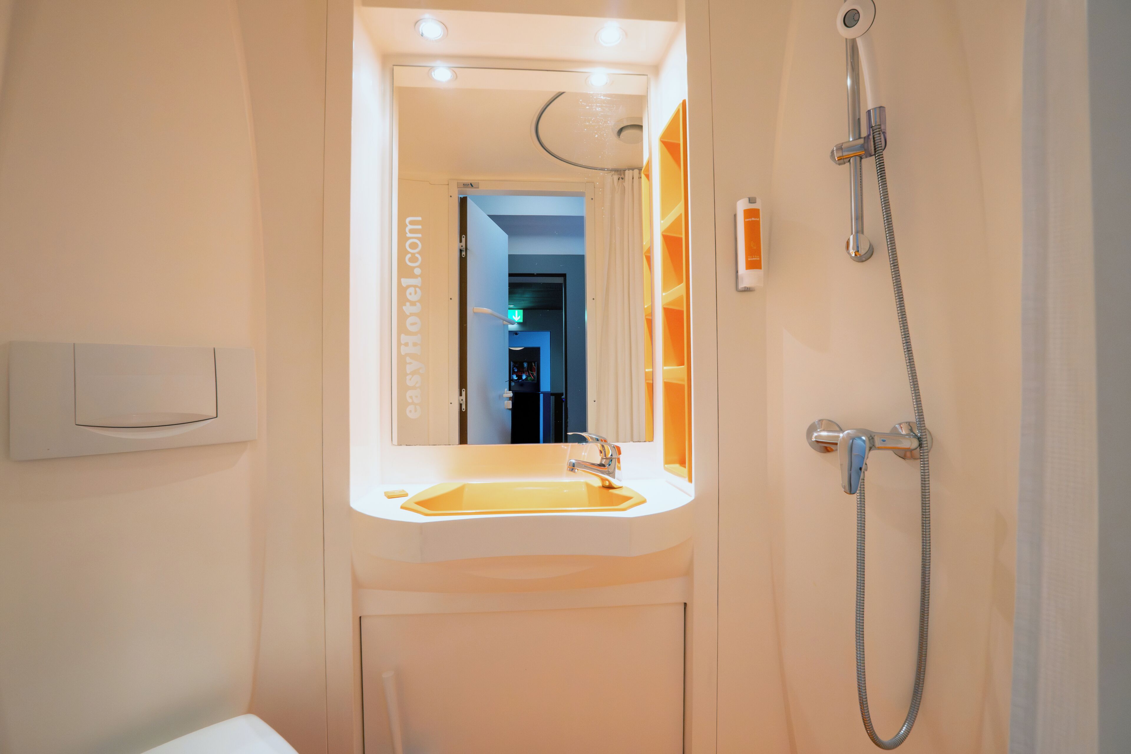 Foto - easyHotel Zürich City Centre