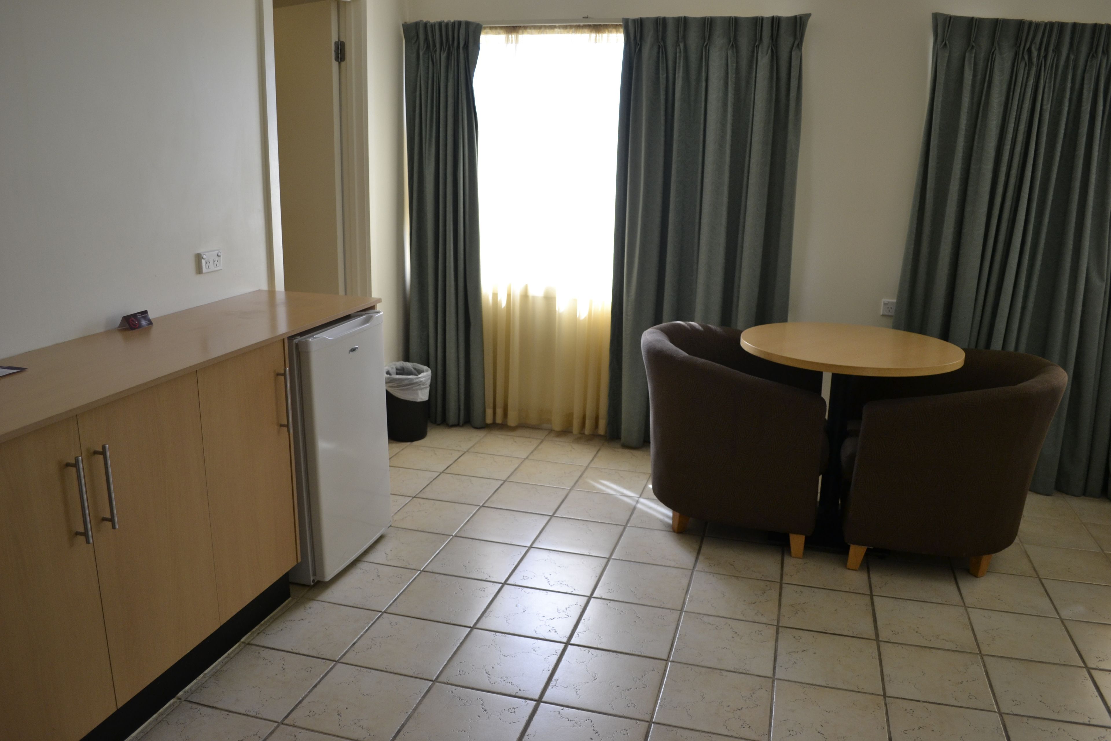 1 bedroom, minibar, desk, iron/ironing board