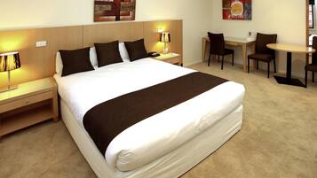 Superior Room, 1 King Bed | Minibar, desk, iron/ironing board, cots/infant beds