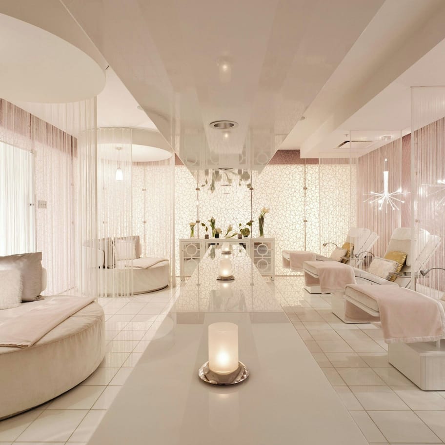 Couples treatment rooms, sauna, steam room, body treatments