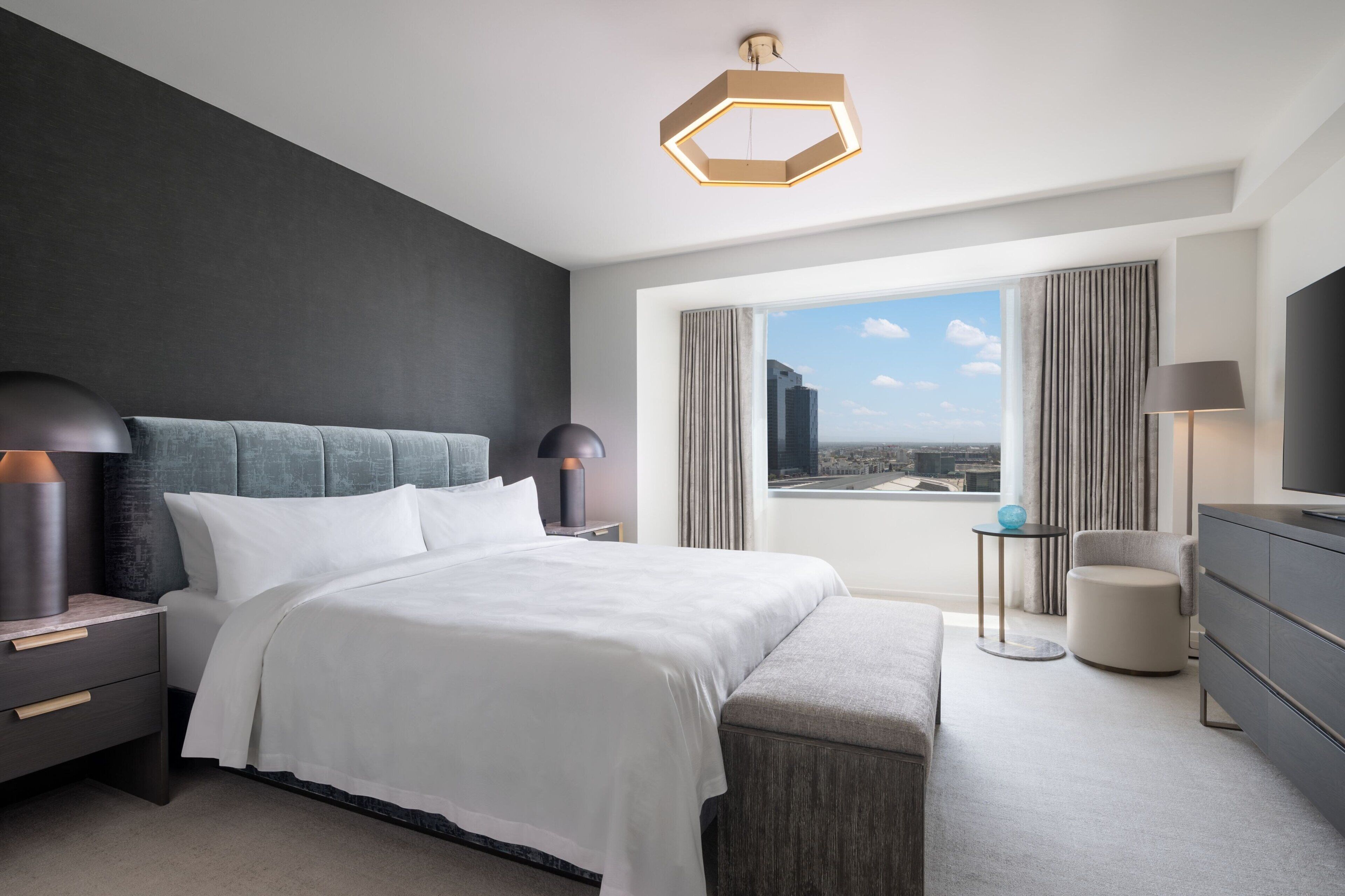 Suite, 1 King Bed | Egyptian cotton sheets, premium bedding, down comforters