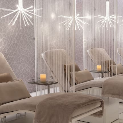 Couples treatment rooms, sauna, steam room, body treatments