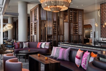 Bar (on property) at JW Marriott Los Angeles L.A. LIVE