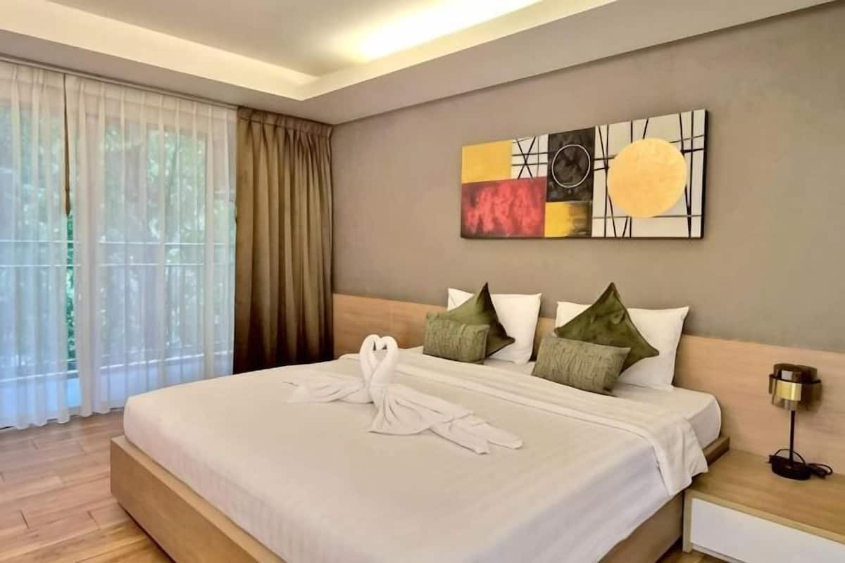 In-room safe, desk, blackout drapes, iron/ironing board
