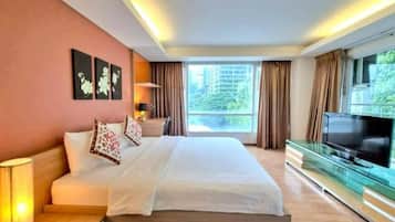 Coffres-forts dans les chambres, bureau, rideaux occultants