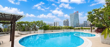 Outdoor pool, sun loungers