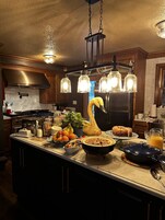 Espresso maker, coffee/tea maker, electric kettle