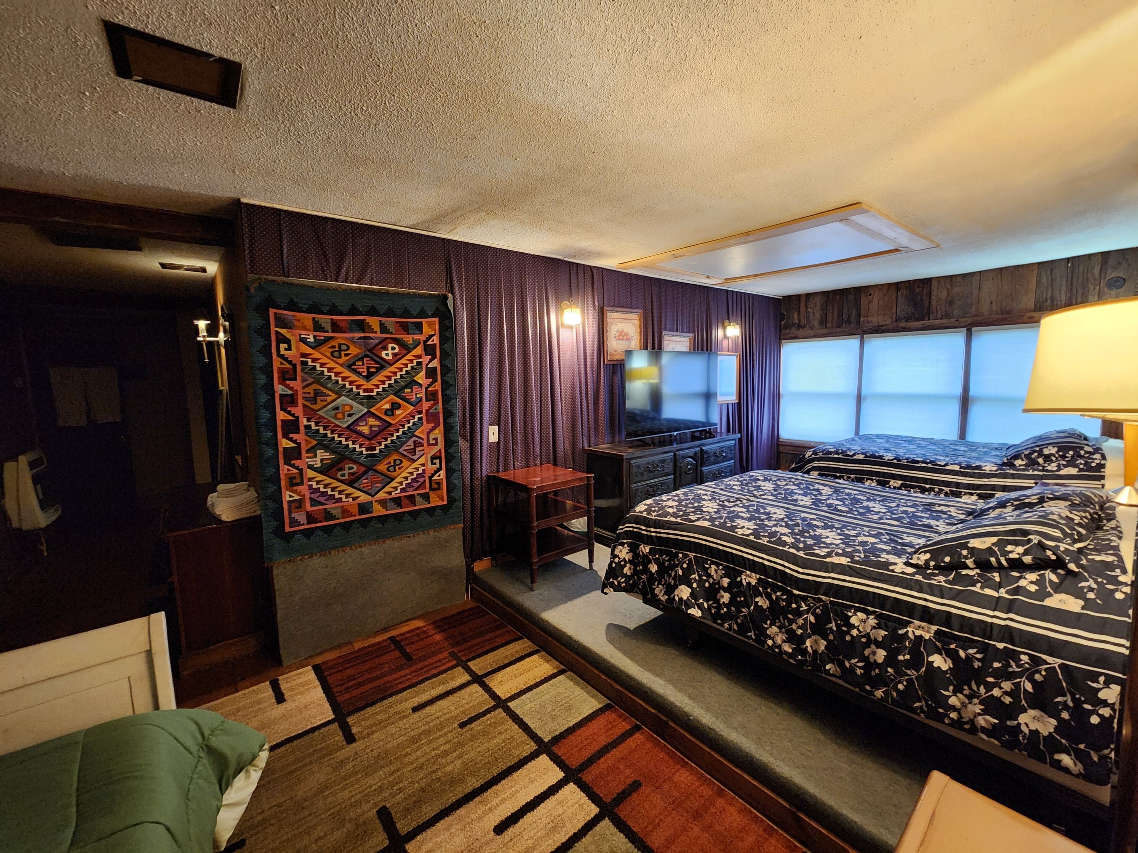 Standard Room (Two Double and One Single Bed) | Individually decorated, individually furnished, rollaway beds, free WiFi