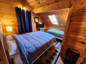 Standard Room (One Queen and One Single Bed)