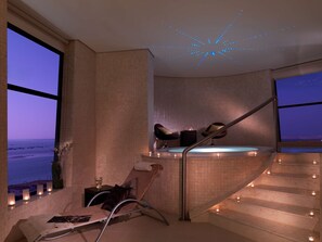 水療、芳療、熱石按摩、深層組織按摩、瑞典式按摩、泰式按摩