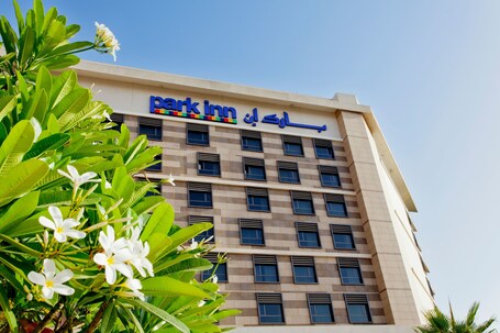 Park Inn by Radisson Abu Dhabi Yas Island - Image 27