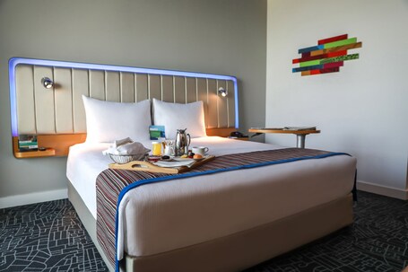 Park Inn by Radisson Abu Dhabi Yas Island - Image 42