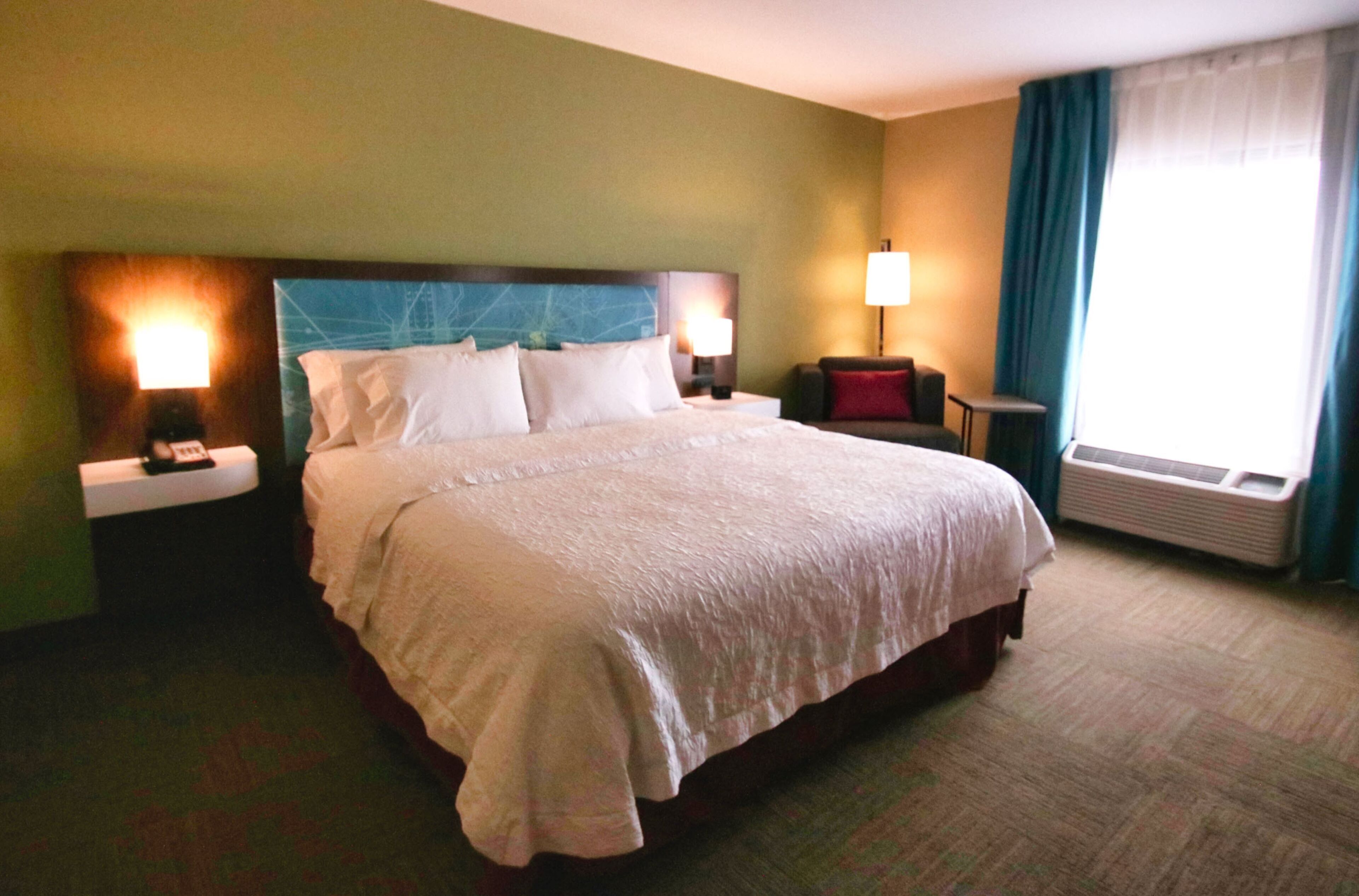 room, 1 king bed, accessible, non smoking | egyptian cotton sheets, premium bedding, pillow-top beds, in-room safe