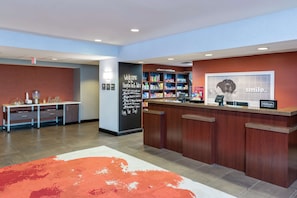 Lobby - Hampton Inn & Suites Marshalltown (Marshalltown)
