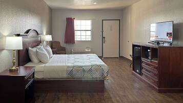 Desk, blackout drapes, free WiFi, bed sheets