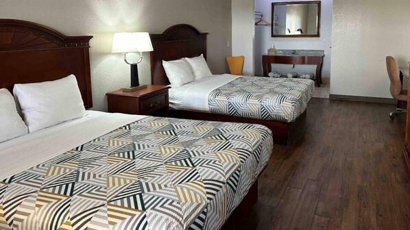 Bureau, rideaux occultants, Wi-Fi gratuit, draps fournis