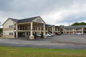 Exterior - Motel 6 Atoka, OK (Atoka)