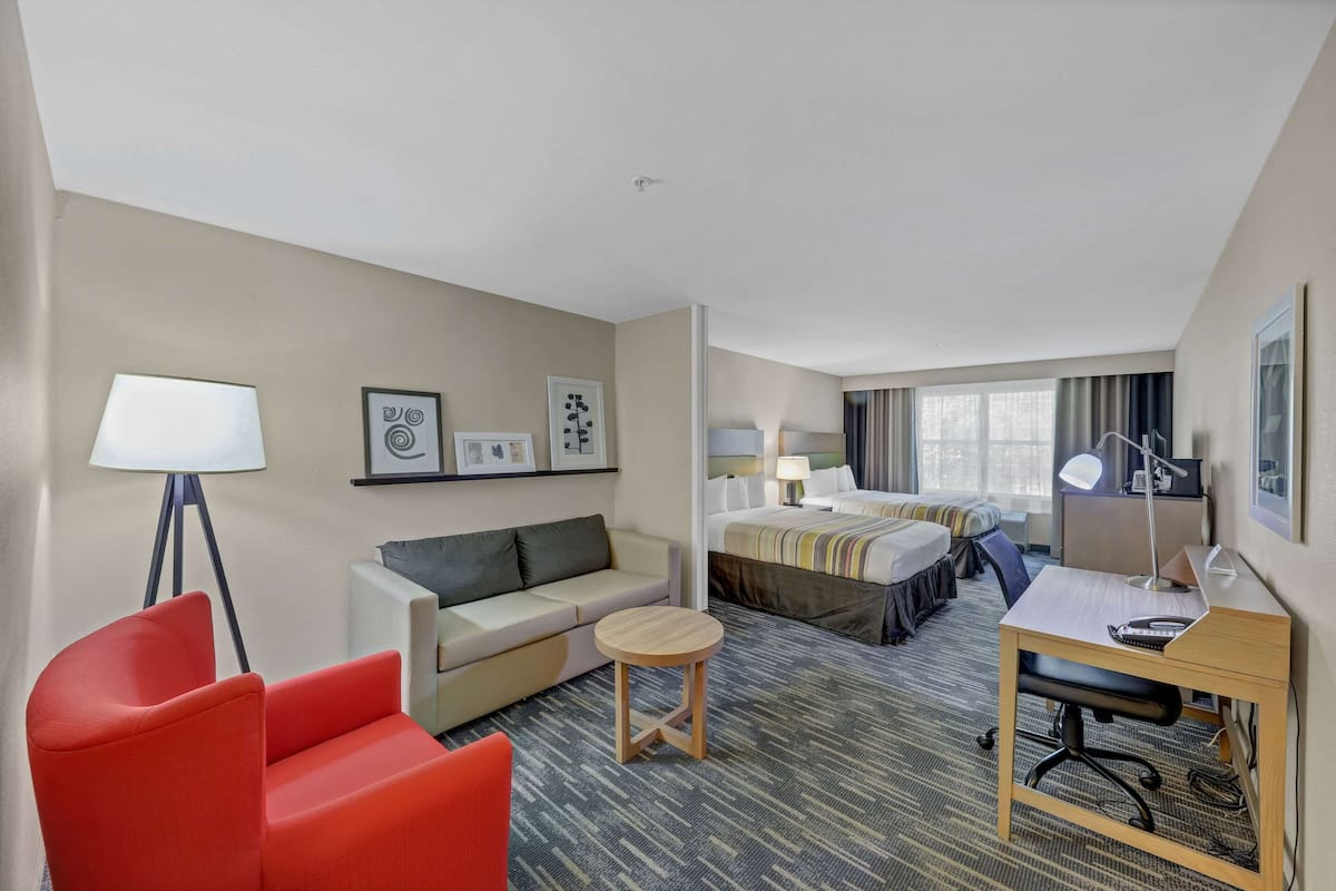 Studio Suite, Multiple Beds, Non Smoking | 1 bedroom, desk, laptop workspace, blackout drapes