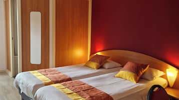 Bureau, Wi-Fi gratuit, draps fournis