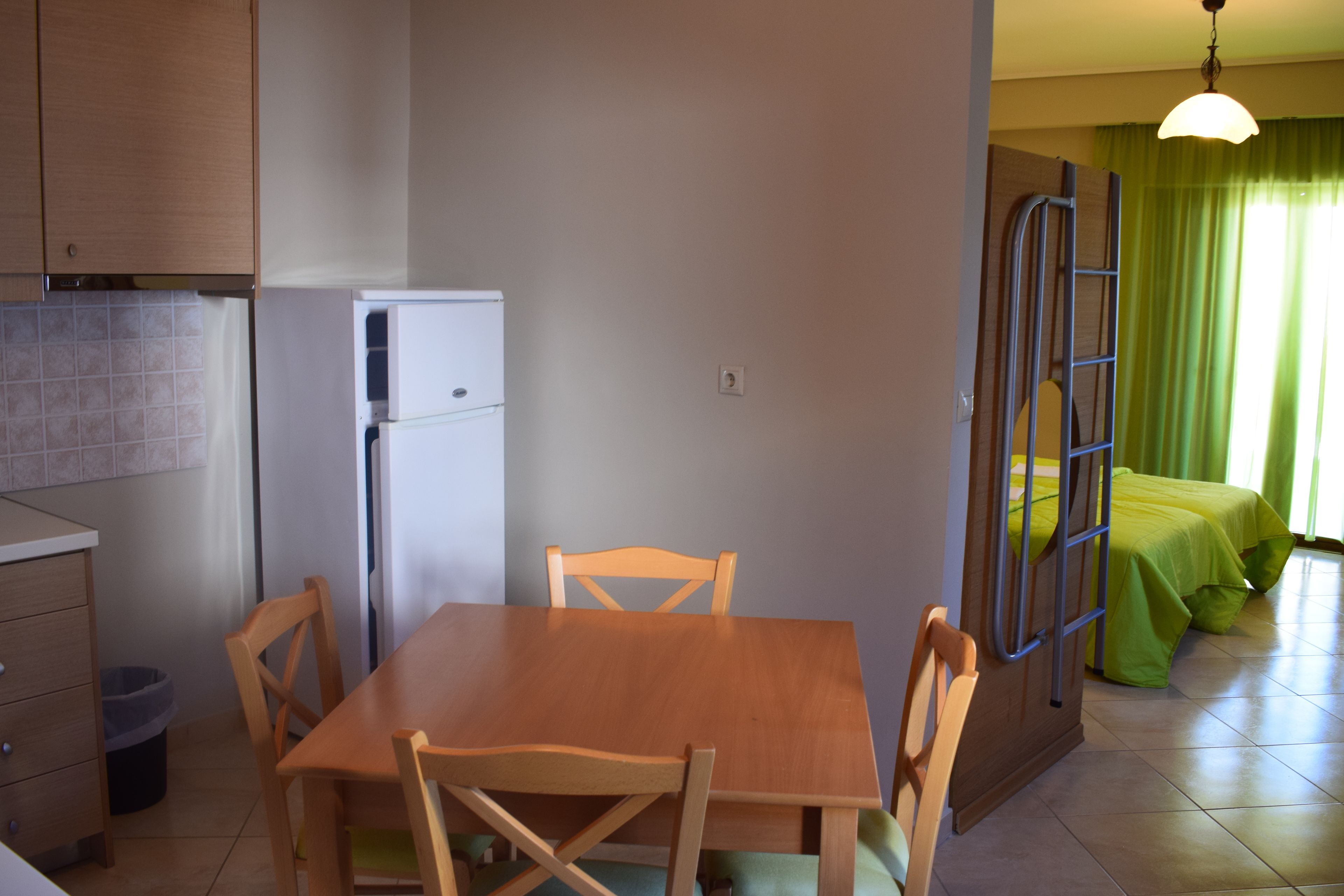 family room | living area | flat-screen tv