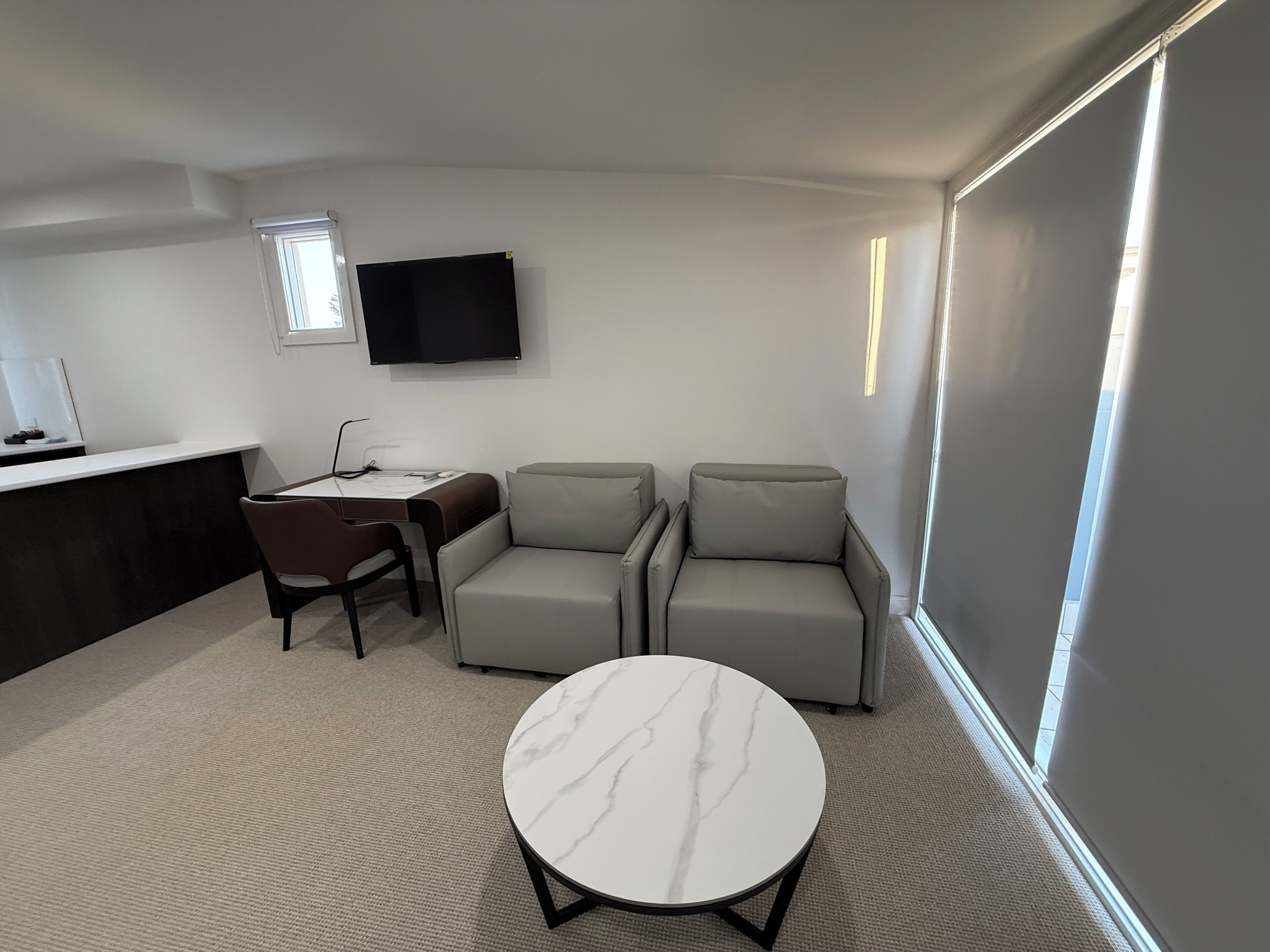 Studio | Living area