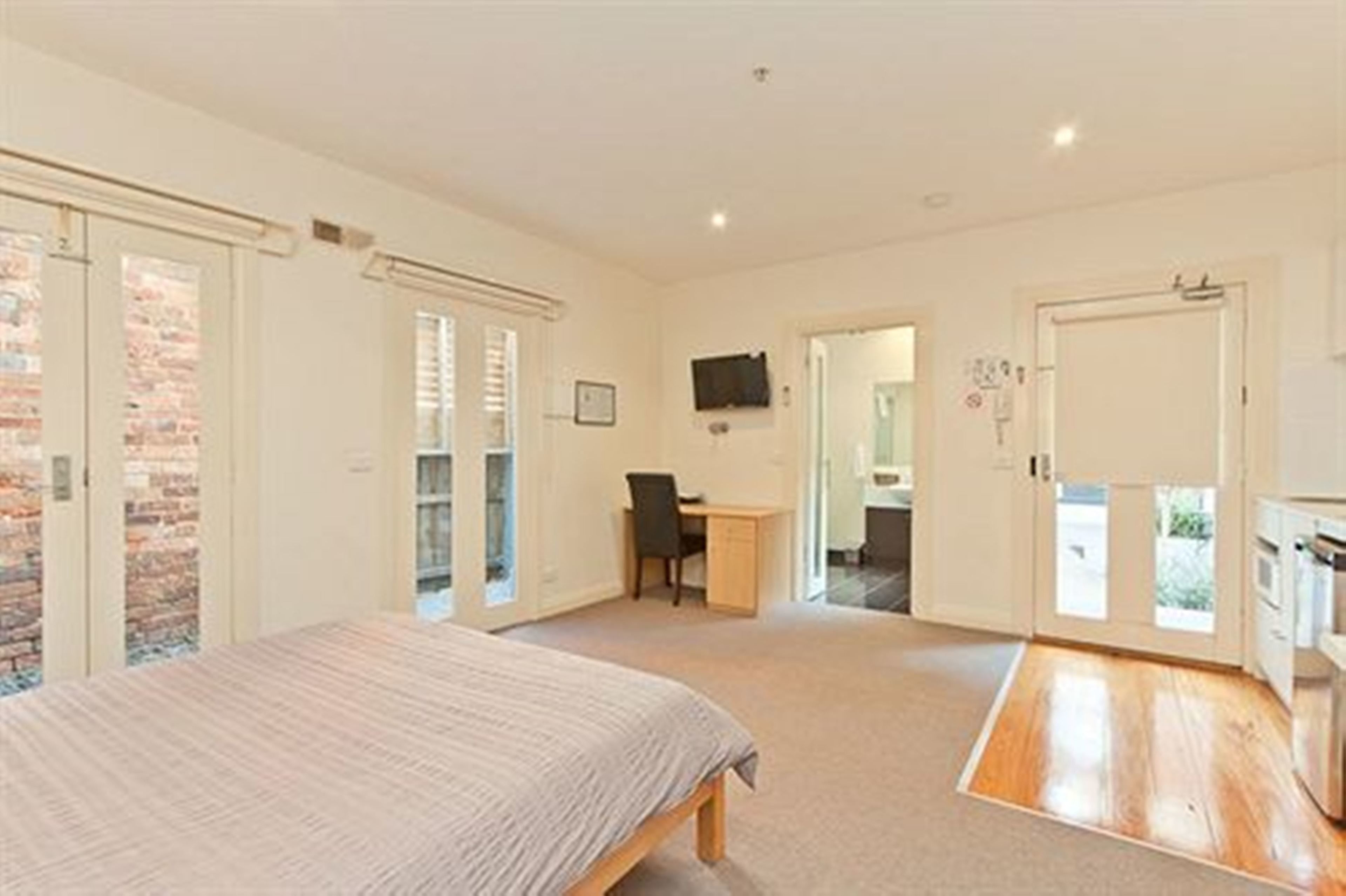 1 bedroom, premium bedding, individually decorated