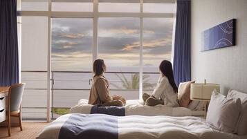 In-room safe, desk, blackout drapes, soundproofing