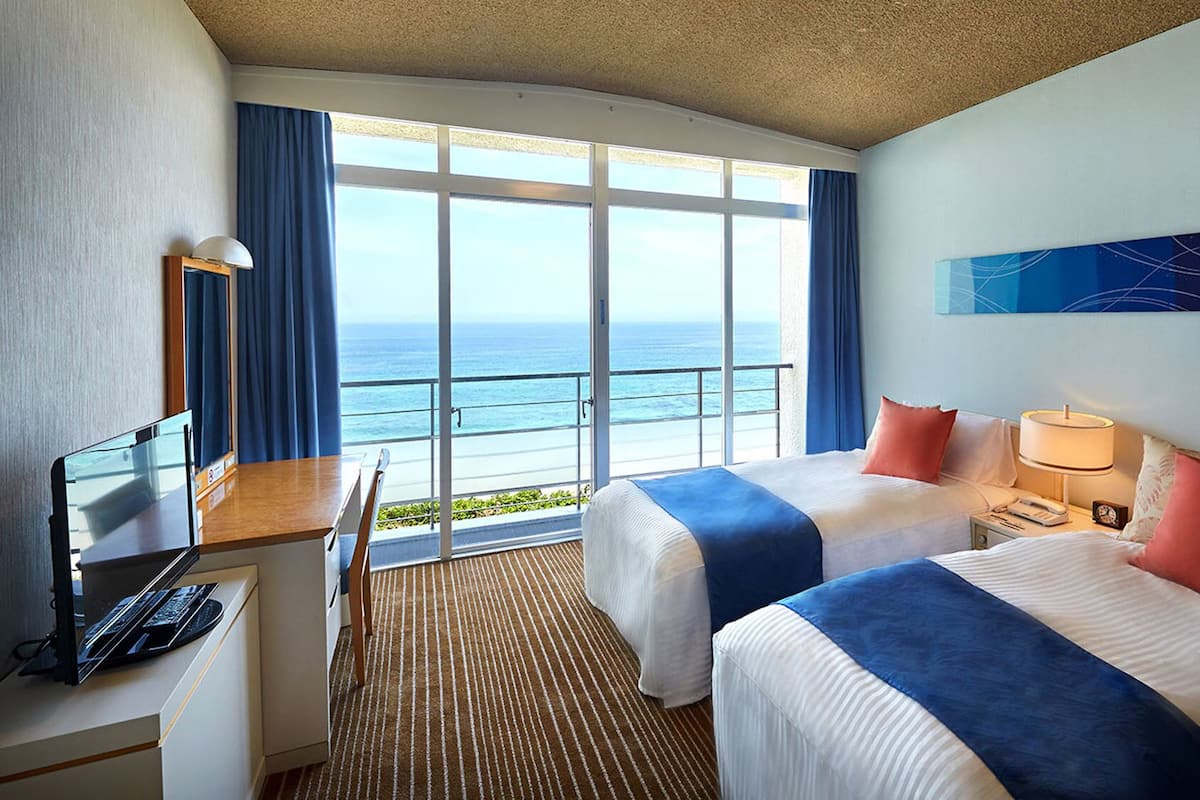 In-room safe, desk, blackout drapes, soundproofing