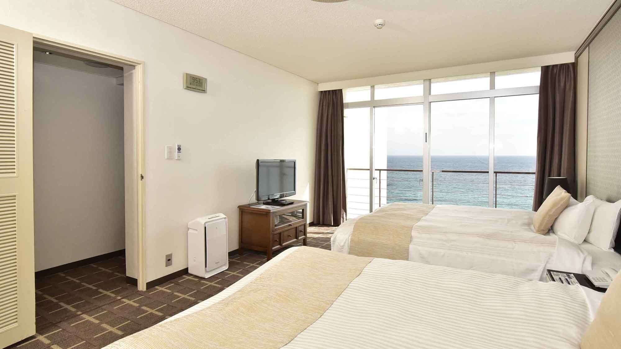 In-room safe, desk, blackout drapes, soundproofing