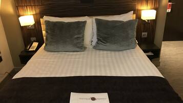 Double Room With Window | Egyptian cotton sheets, premium bedding, in-room safe