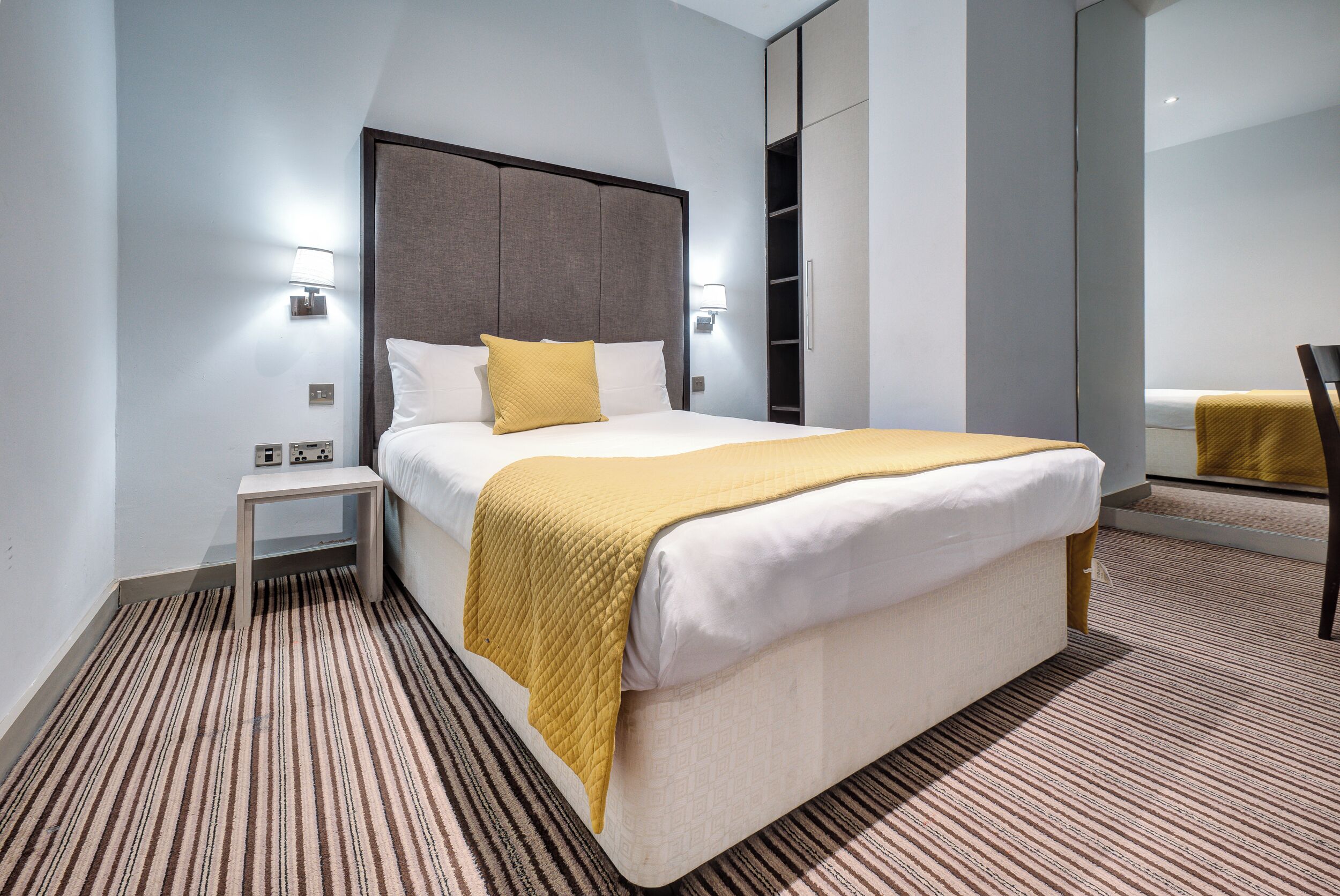 더블룸, 창문 없음 | 이집트산 면 시트, 고급 침구, 객실 내 금고, 각각 다른 스타일의 인테리어