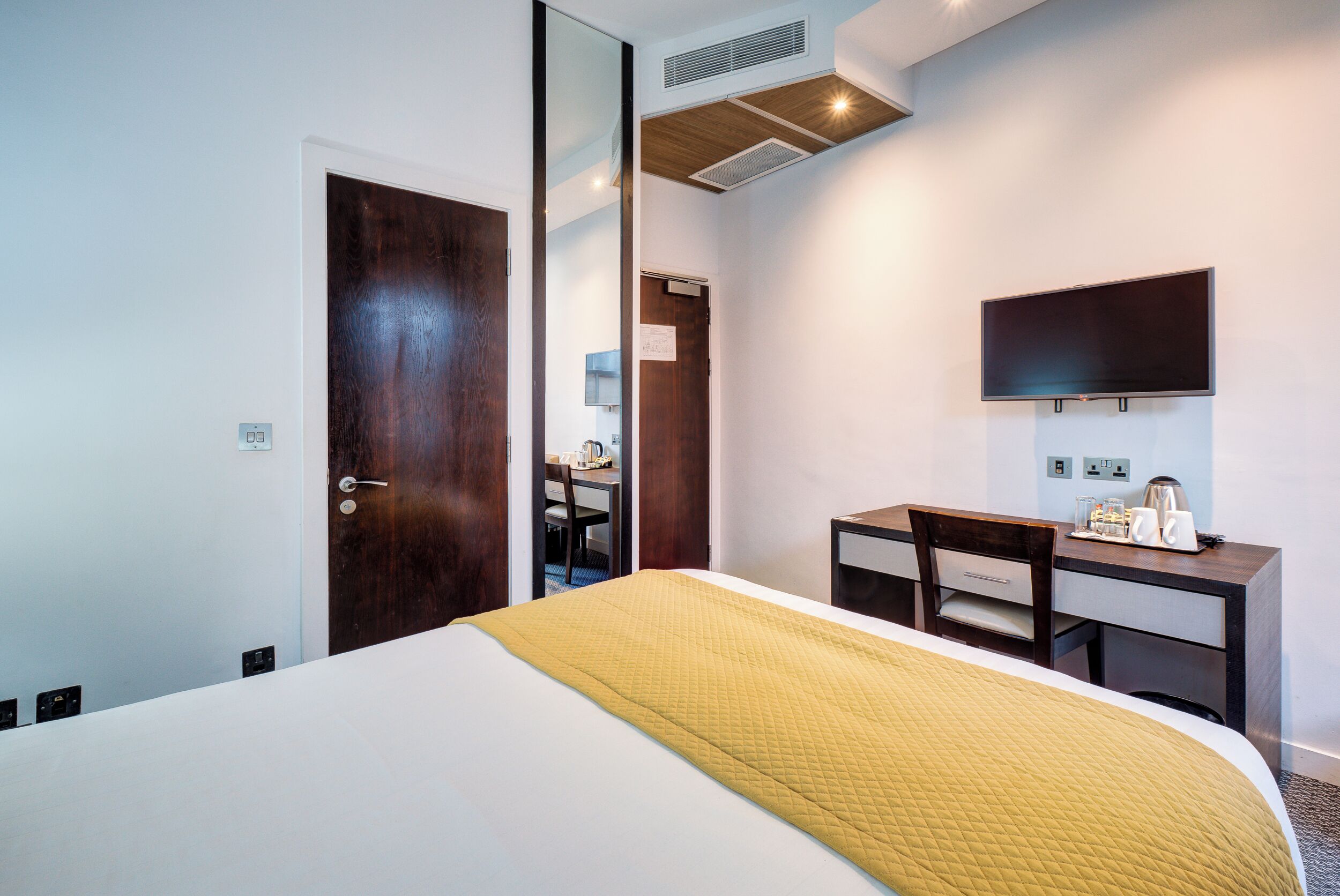 Double Room With Window