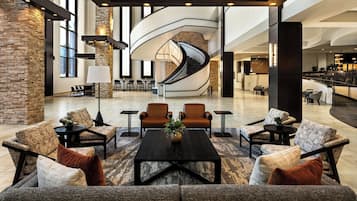 Lobby lounge