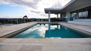 Outdoor pool - Chancellor Lakeside (Varsity Lakes)