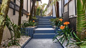 Sân vườn