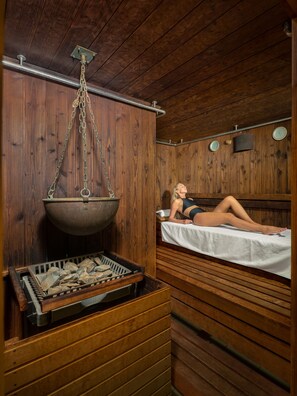 Sauna, steam room, body treatments, hydrotherapy, aromatherapy - InterContinental Kyiv by IHG (Kyiv)