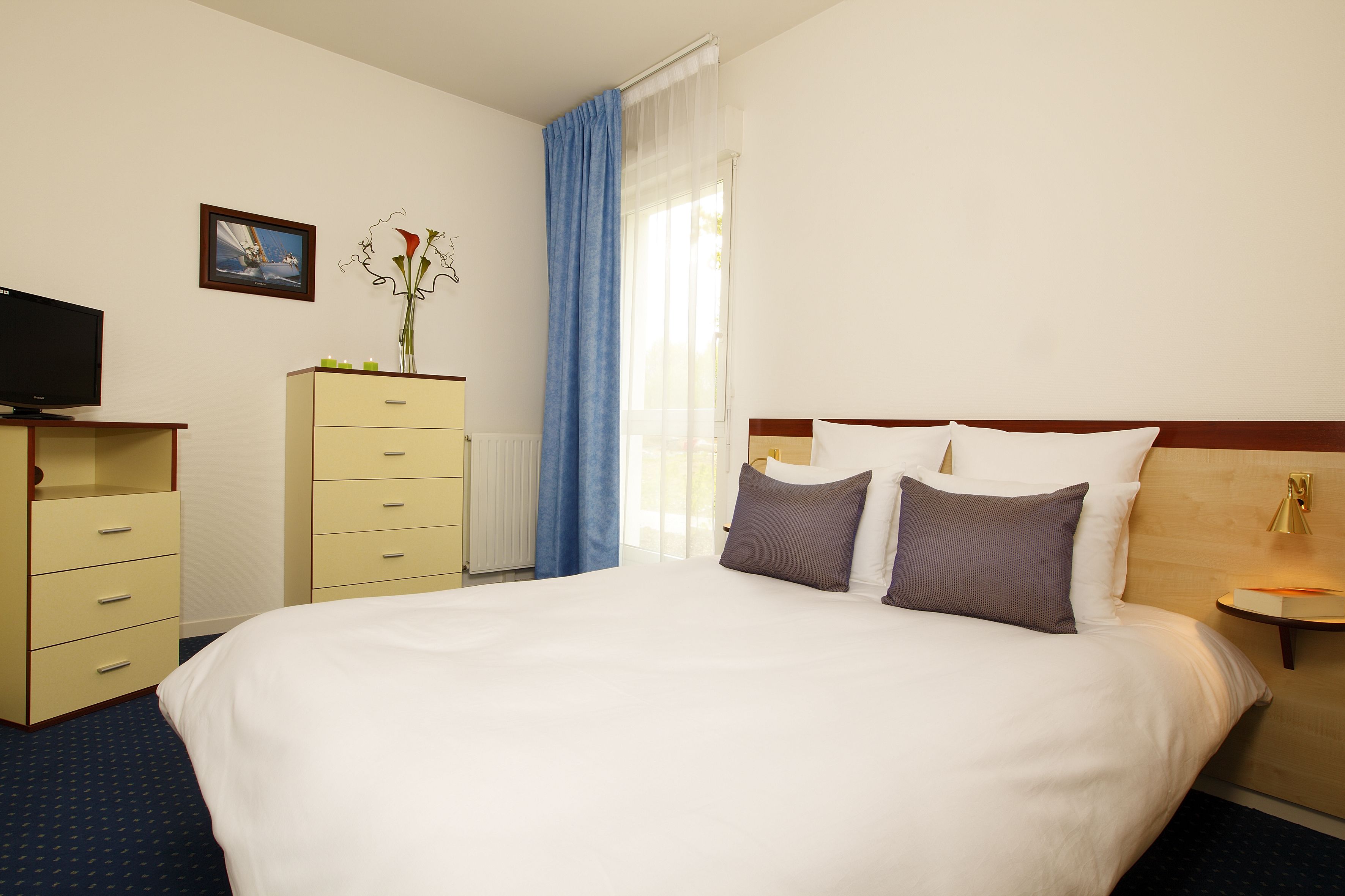 Leilighet, 2 soverom | Skrivebord, lydisolert, strykejern/-brett og wi-fi (inkludert)