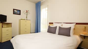 Leilighet, 2 soverom | Skrivebord, lydisolert, strykejern/-brett og wi-fi (inkludert)