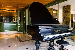 Lobby lounge - Plaza Hotel Alexandria (Alexandria)