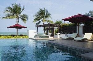 Outdoor pool, pool umbrellas